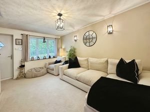 Living Room - click for photo gallery